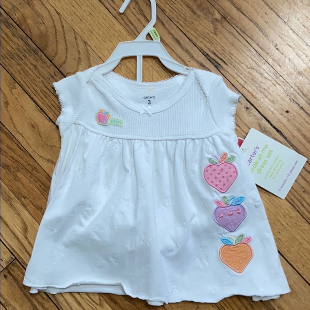 Girls (0-3months) tagless dress and bottom set
